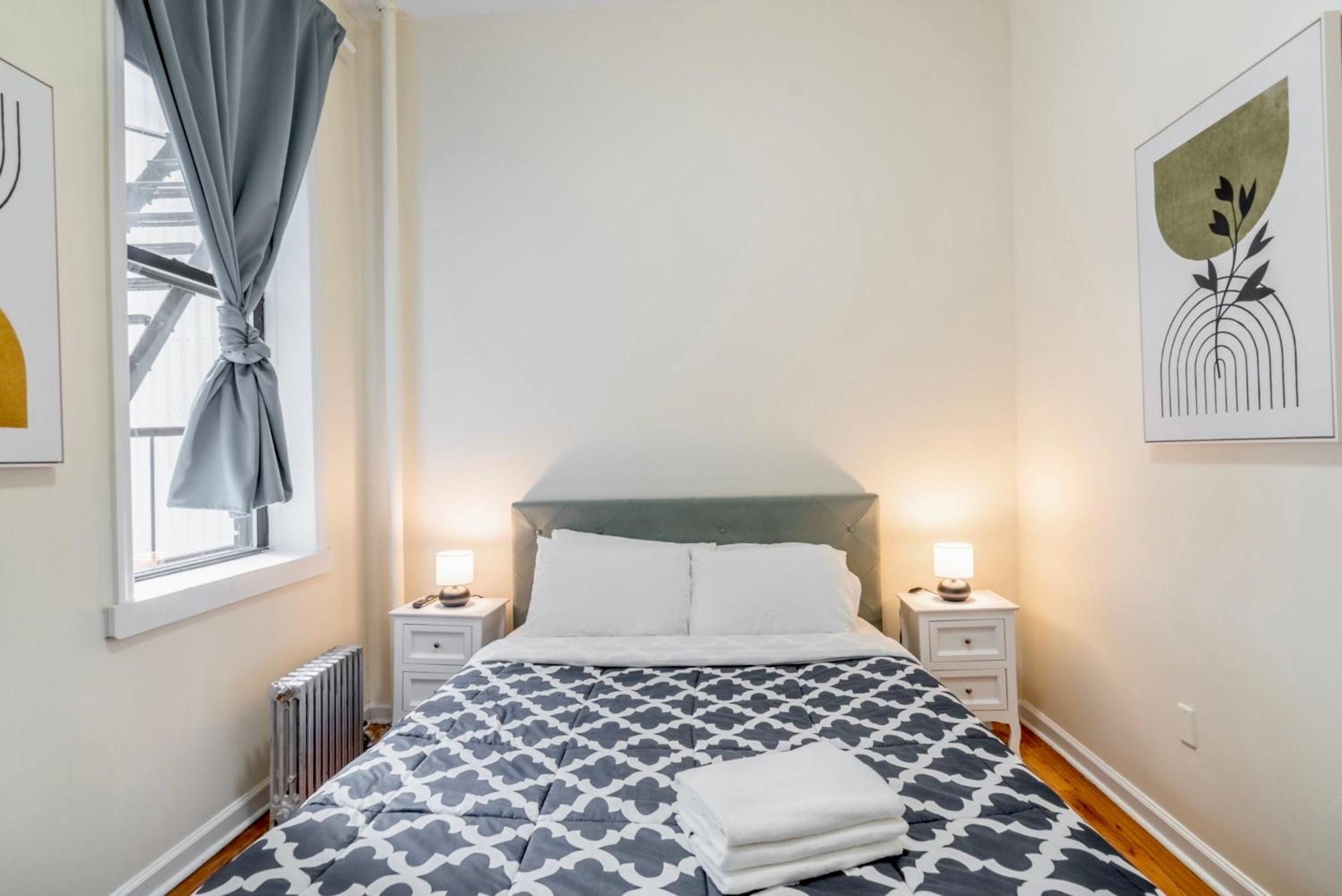 2 Bedroom Hidden Upscale Oasis Нью-Йорк Экстерьер фото